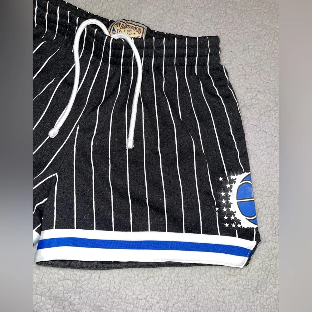 Woman's Shorts Mitchell & Ness NBA Jump Shot Short Orlando Magic Small MSRP‎ $80 - Picture 12 of 12